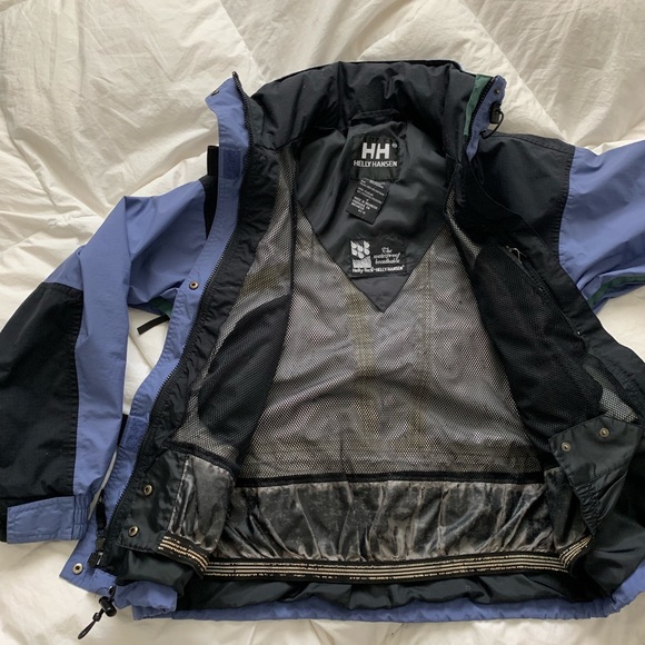 Helly Hansen water proof jacket. - Picture 5 of 5